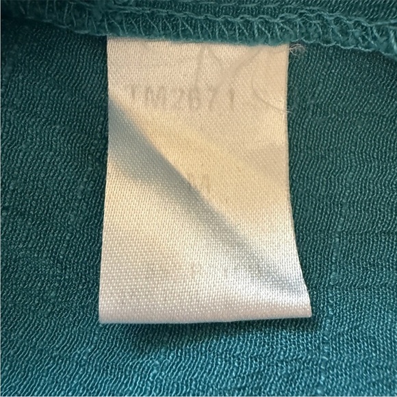 Le Sample Boho Top Turquoise White Size Medium Embroidered Western Aztec Design - Picture 8 of 10